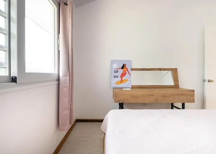 Fully Equipped Bungalow Next To A White Sand Beach